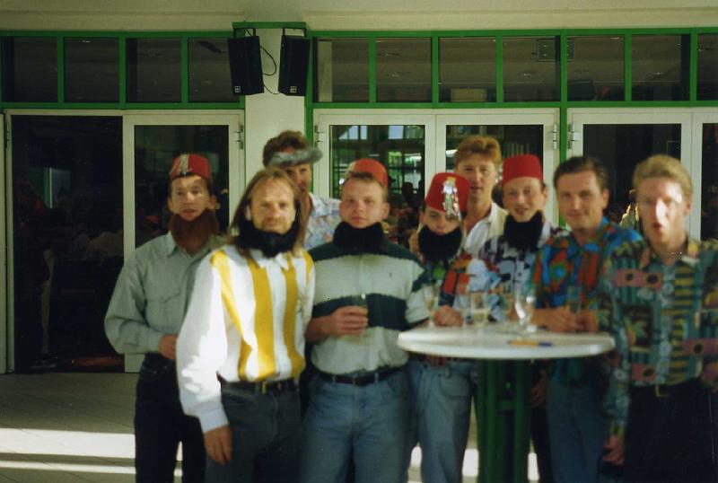 Keith M,Gary S,Dave W,Ian,Greg,Charlie,Bob,Andy J,Nick.jpg